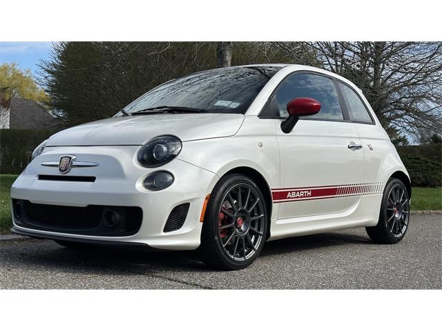 2017 Fiat 500 Abarth (CC-2066915) for sale in Southampton, New York