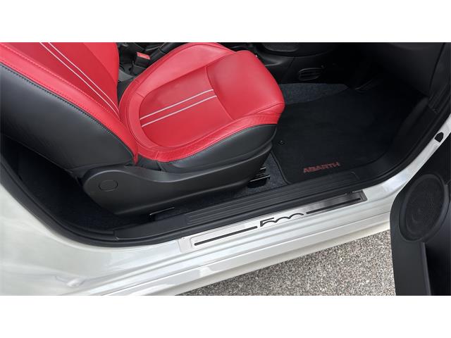 2017 Fiat 500 Abarth (CC-2066915) for sale in Southampton, New York