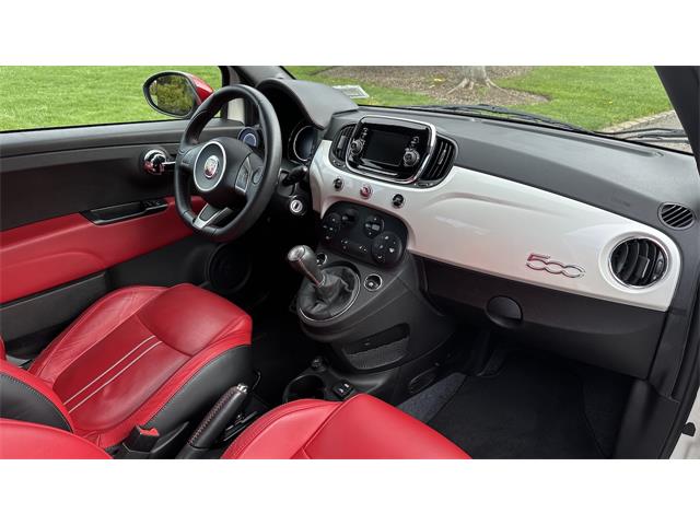 2017 Fiat 500 Abarth (CC-2066915) for sale in Southampton, New York