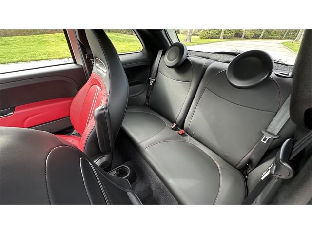 2017 Fiat 500 Abarth (CC-2066915) for sale in Southampton, New York