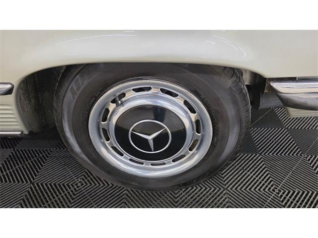 1972 Mercedes-Benz 350SL (CC-2067023) for sale in Mankato, Minnesota