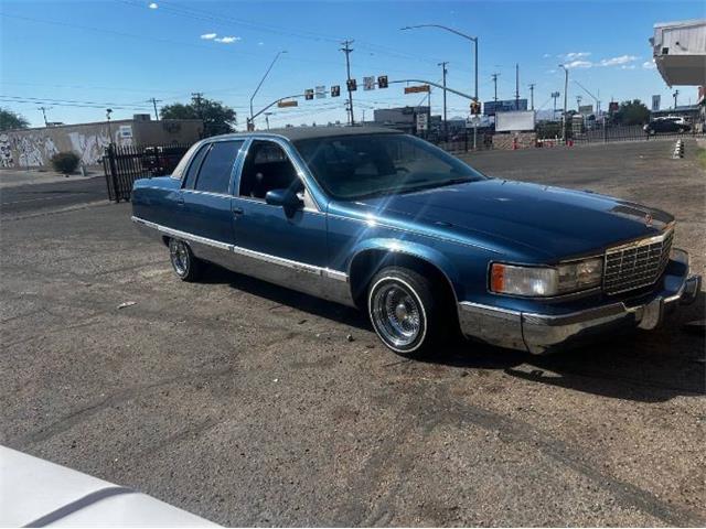 1993 Cadillac Fleetwood (CC-2067094) for sale in Cadillac, Michigan