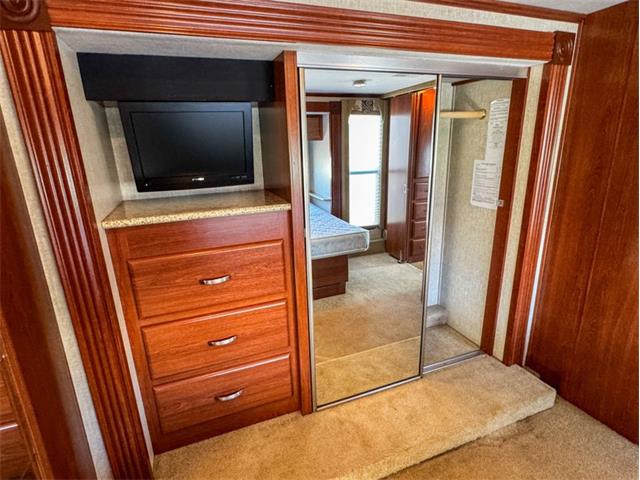 2008 Fleetwood Terra (CC-2067168) for sale in Ramsey, Minnesota