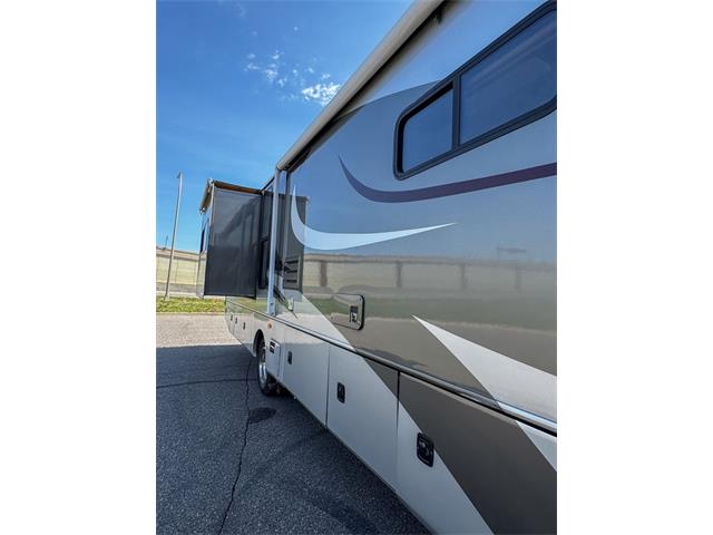 2008 Fleetwood Terra (CC-2067168) for sale in Ramsey, Minnesota