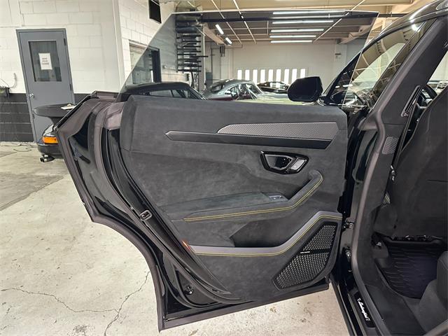 2023 Lamborghini Urus (CC-2067182) for sale in Huntington Station, New York
