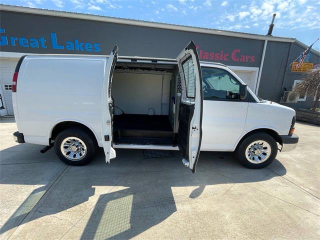 2010 Chevrolet Express (CC-2067185) for sale in Hilton, New York