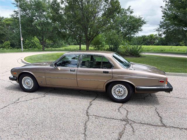 1985 Jaguar XJ (CC-2067210) for sale in Carey, Illinois