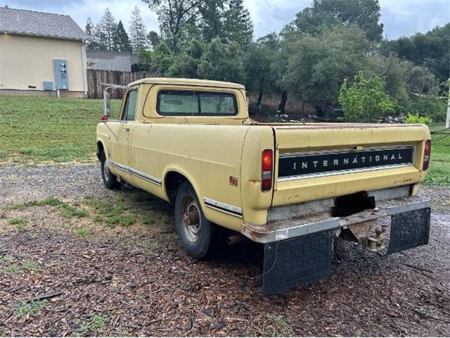 1972 International 1210 (CC-2067400) for sale in Cadillac, Michigan