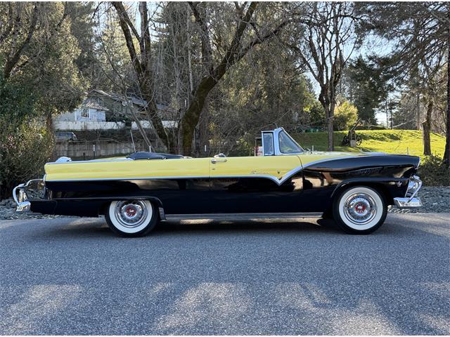 1955 Ford Fairlane (CC-2067624) for sale in Grass Valley, California