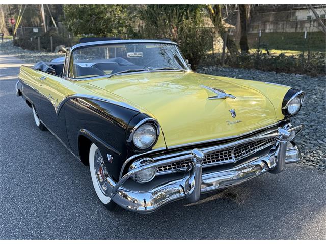 1955 Ford Fairlane (CC-2067624) for sale in Grass Valley, California