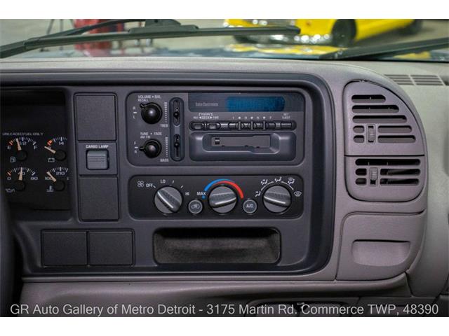 1996 Chevrolet K-2500 (CC-2067636) for sale in Kentwood, Michigan