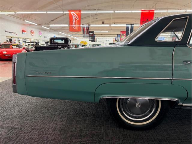 1976 Cadillac Sedan DeVille (CC-2067764) for sale in Mundelein, Illinois