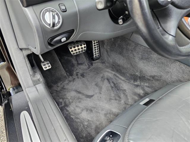 2004 Mercedes-Benz SL-Class (CC-2067790) for sale in Woodland Hills, California