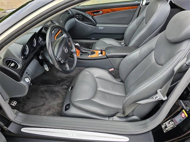 2004 Mercedes-Benz SL-Class (CC-2067790) for sale in Woodland Hills, California