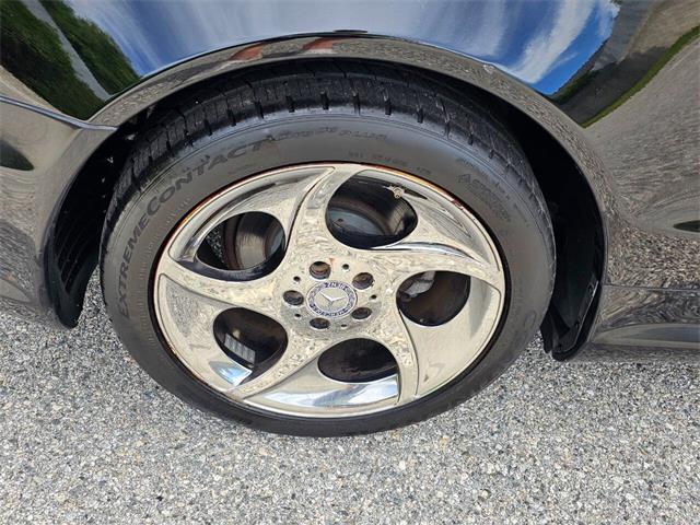 2004 Mercedes-Benz SL-Class (CC-2067790) for sale in Woodland Hills, California