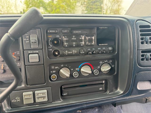 1997 Chevrolet Suburban (CC-2067937) for sale in Brookings, South Dakota
