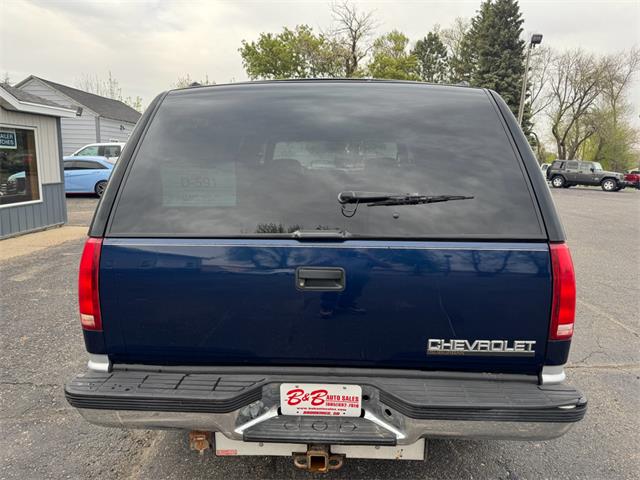 1997 Chevrolet Suburban (CC-2067937) for sale in Brookings, South Dakota