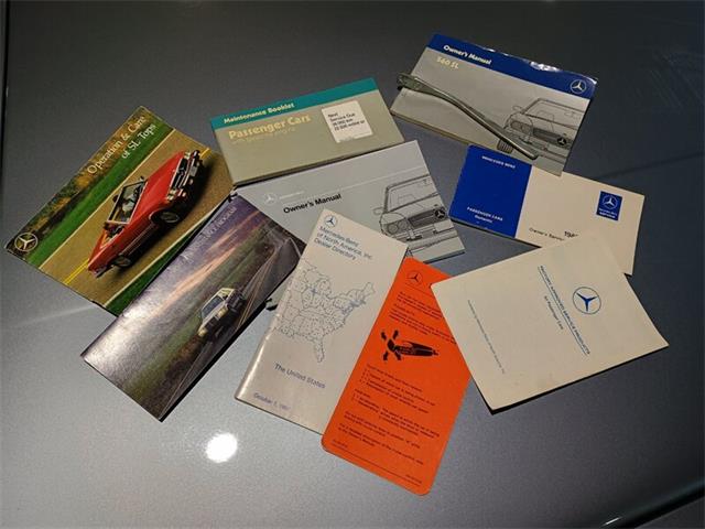 1988 Mercedes-Benz 560SL (CC-2067960) for sale in Boca Raton, Florida