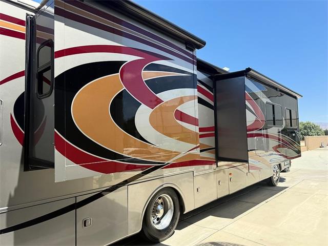 2012 Monaco Knight (CC-2068095) for sale in Palm Desert , California