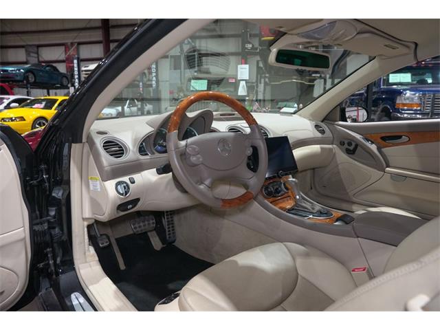 2005 Mercedes-Benz SL500 (CC-2068177) for sale in Kentwood, Michigan