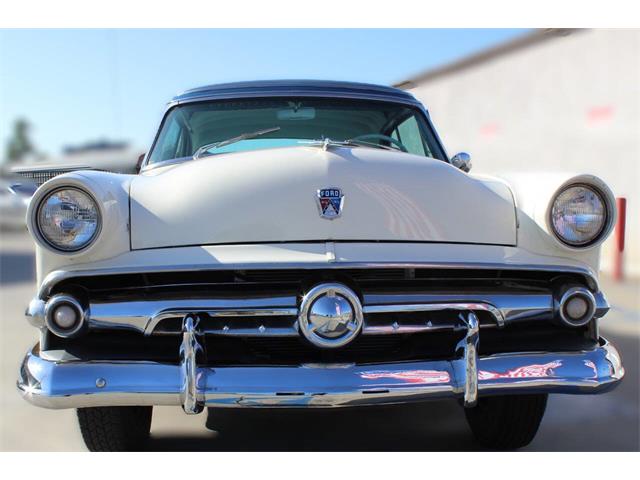 1954 Ford Crestline (CC-2068258) for sale in La Verne, California
