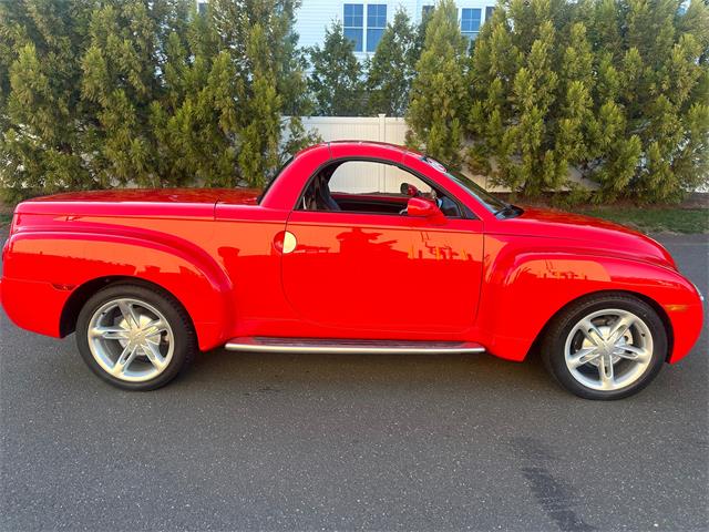 2004 Chevrolet SSR (CC-2068264) for sale in Milford City, Connecticut