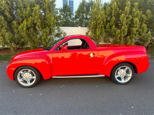 2004 Chevrolet SSR (CC-2068264) for sale in Milford City, Connecticut