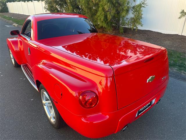 2004 Chevrolet SSR (CC-2068264) for sale in Milford City, Connecticut