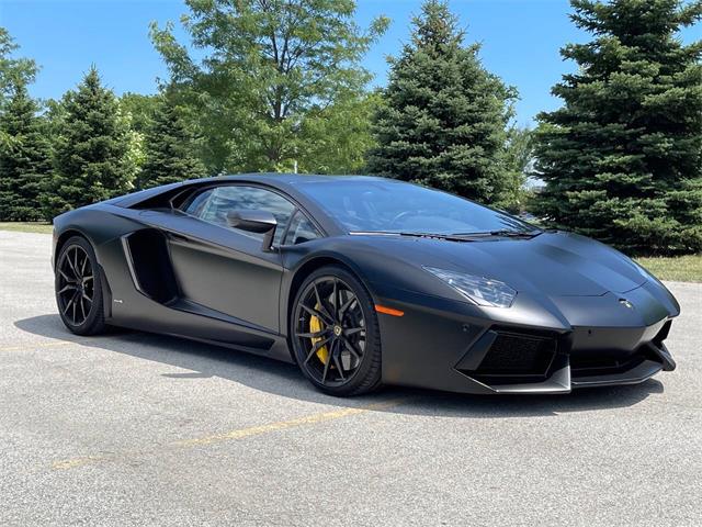 2015 Lamborghini Aventador (CC-2068278) for sale in Dekalb, Illinois