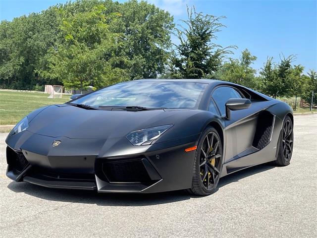 2015 Lamborghini Aventador (CC-2068278) for sale in Dekalb, Illinois