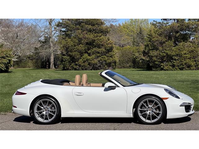 2013 Porsche 911 Carrera Cabriolet (CC-2068366) for sale in Southampton, New York