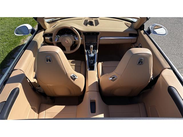 2013 Porsche 911 Carrera Cabriolet (CC-2068366) for sale in Southampton, New York