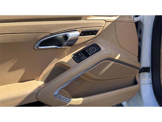 2013 Porsche 911 Carrera Cabriolet (CC-2068366) for sale in Southampton, New York