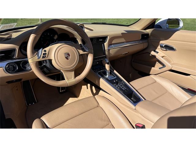 2013 Porsche 911 Carrera Cabriolet (CC-2068366) for sale in Southampton, New York