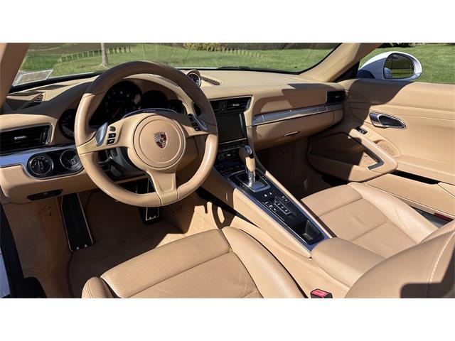 2013 Porsche 911 Carrera Cabriolet (CC-2068366) for sale in Southampton, New York