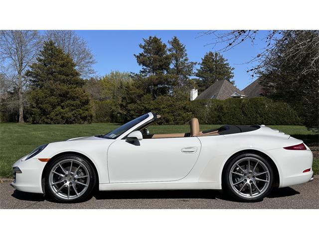 2013 Porsche 911 Carrera Cabriolet (CC-2068366) for sale in Southampton, New York