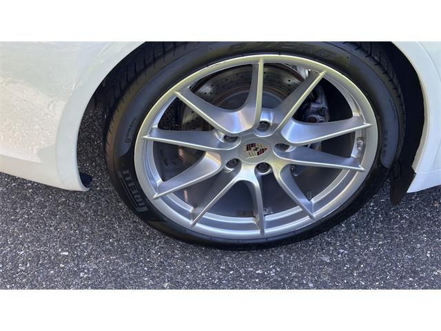 2013 Porsche 911 Carrera Cabriolet (CC-2068366) for sale in Southampton, New York