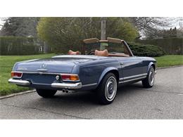 1970 Mercedes-Benz 280SL (CC-2068367) for sale in Southampton, New York