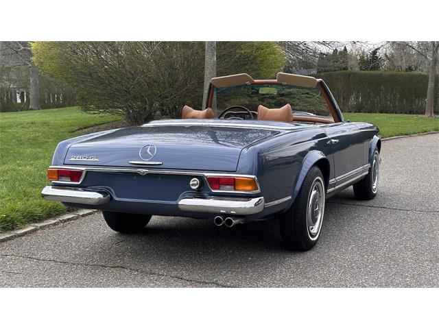 1970 Mercedes-Benz 280SL (CC-2068367) for sale in Southampton, New York