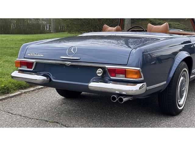 1970 Mercedes-Benz 280SL (CC-2068367) for sale in Southampton, New York