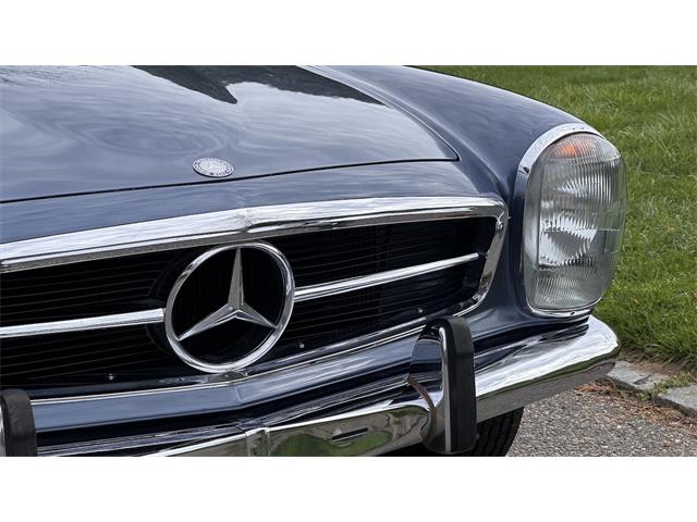 1970 Mercedes-Benz 280SL (CC-2068367) for sale in Southampton, New York