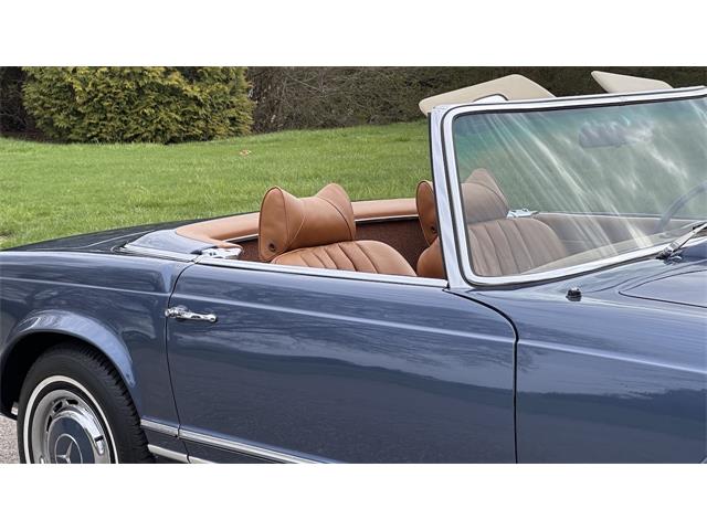 1970 Mercedes-Benz 280SL (CC-2068367) for sale in Southampton, New York
