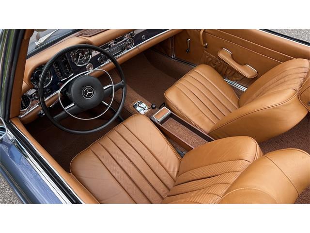 1970 Mercedes-Benz 280SL (CC-2068367) for sale in Southampton, New York