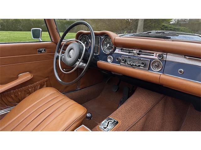 1970 Mercedes-Benz 280SL (CC-2068367) for sale in Southampton, New York