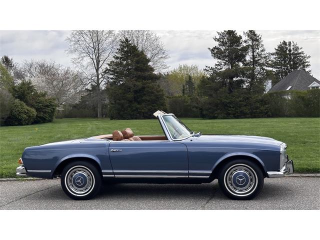 1970 Mercedes-Benz 280SL (CC-2068367) for sale in Southampton, New York