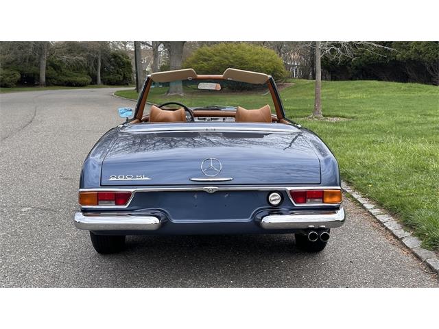 1970 Mercedes-Benz 280SL (CC-2068367) for sale in Southampton, New York