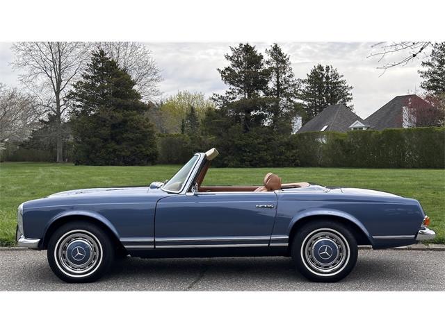 1970 Mercedes-Benz 280SL (CC-2068367) for sale in Southampton, New York