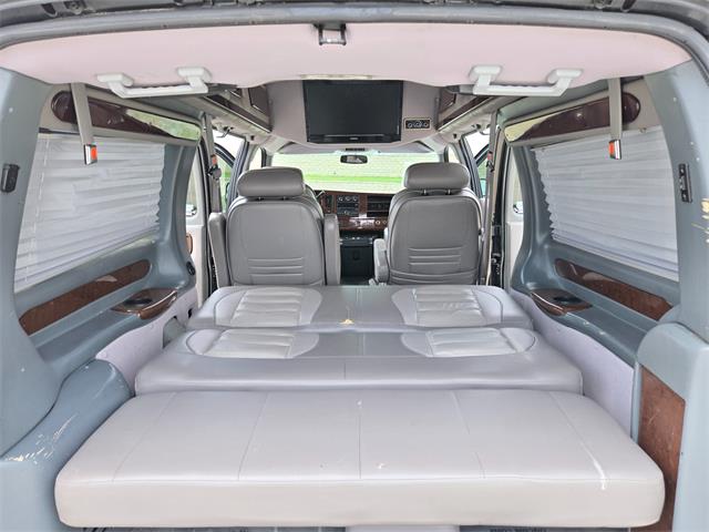 2011 Chevrolet Express (CC-2068451) for sale in Addison, Illinois