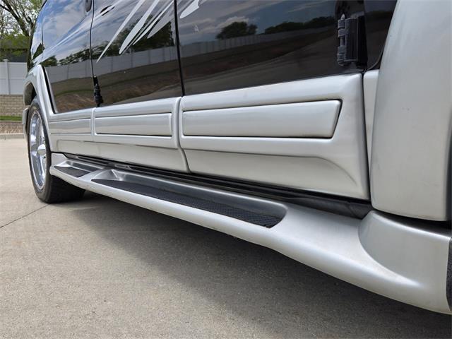 2011 Chevrolet Express (CC-2068451) for sale in Addison, Illinois