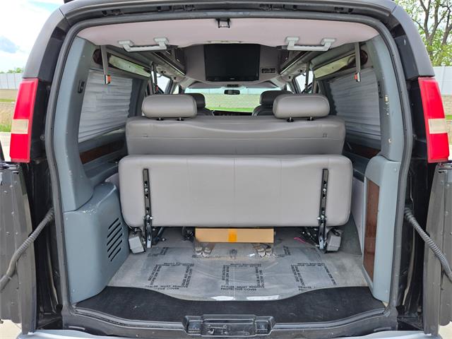 2011 Chevrolet Express (CC-2068451) for sale in Addison, Illinois